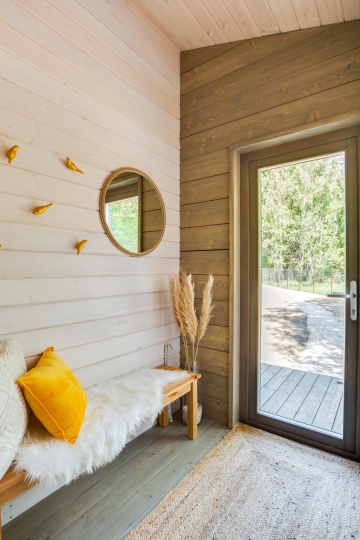 Частный дом с баней и чаном у воды и леса