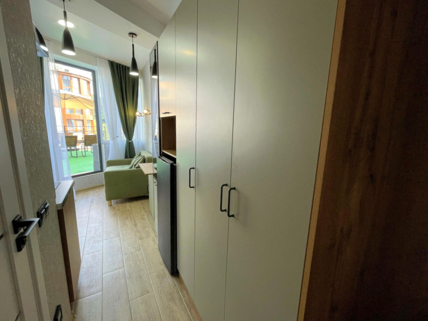 Апартаменты с Террасой с Собственным Бассейном 3 Минуты от Моря