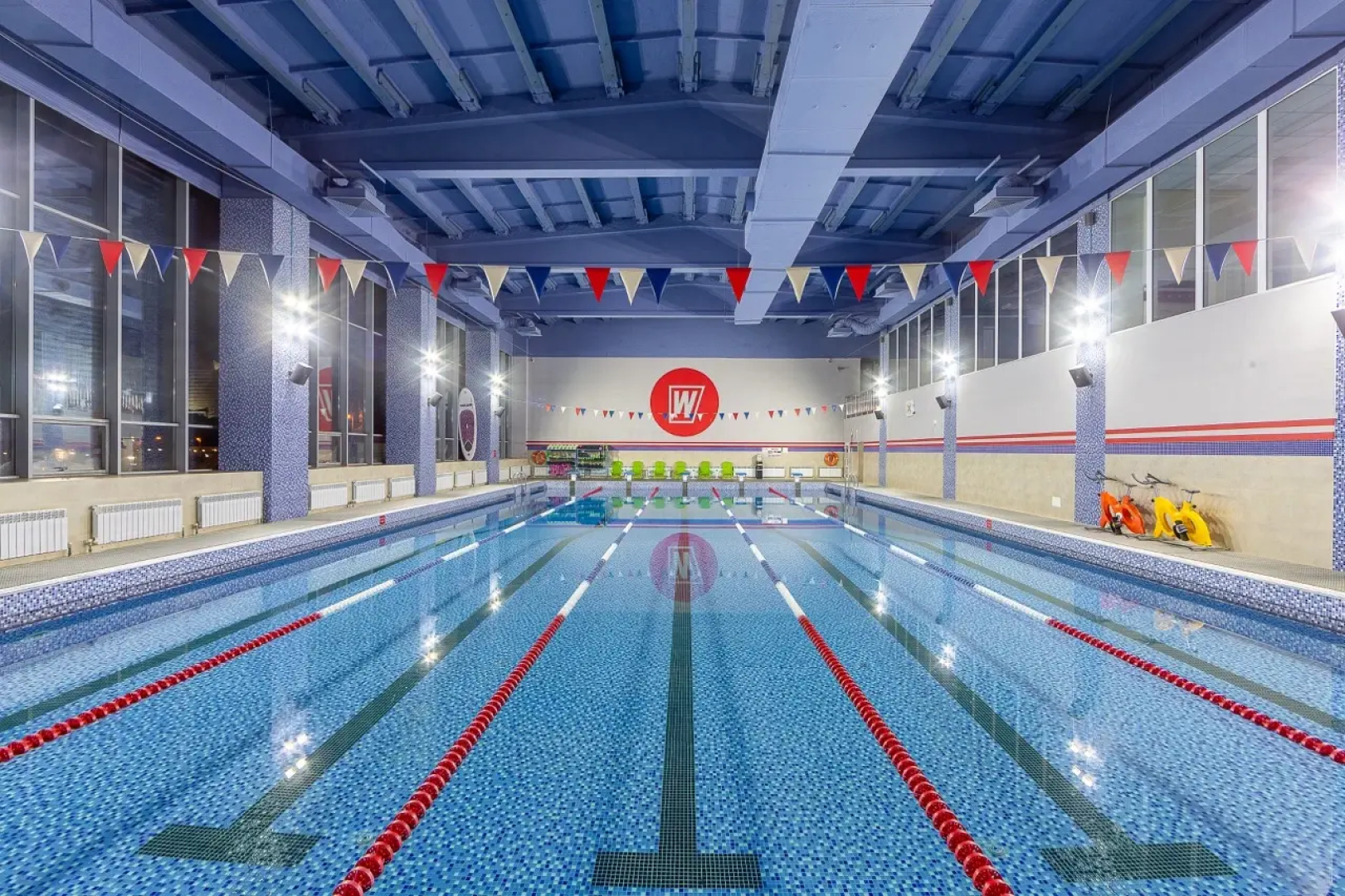 Отель V Hotel&Rooftop Lounge