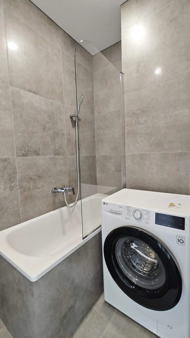 Апартаменты Апартон на Независимости 88 - 4x2