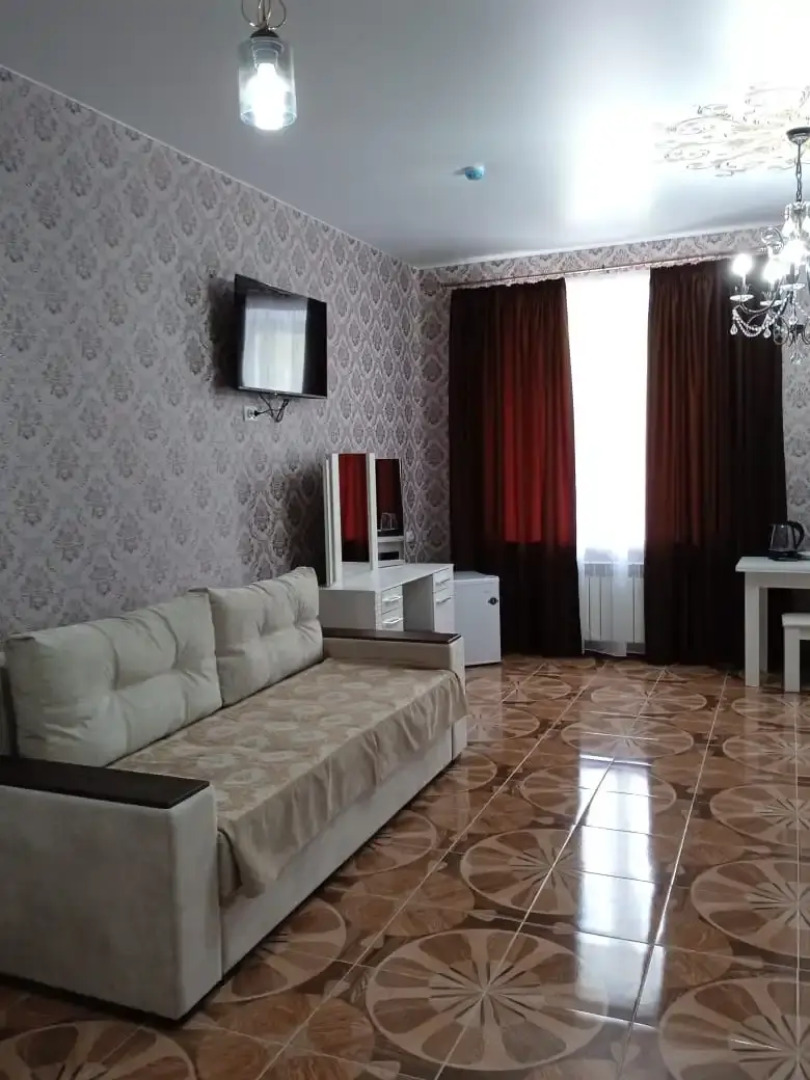 Отель Лидия