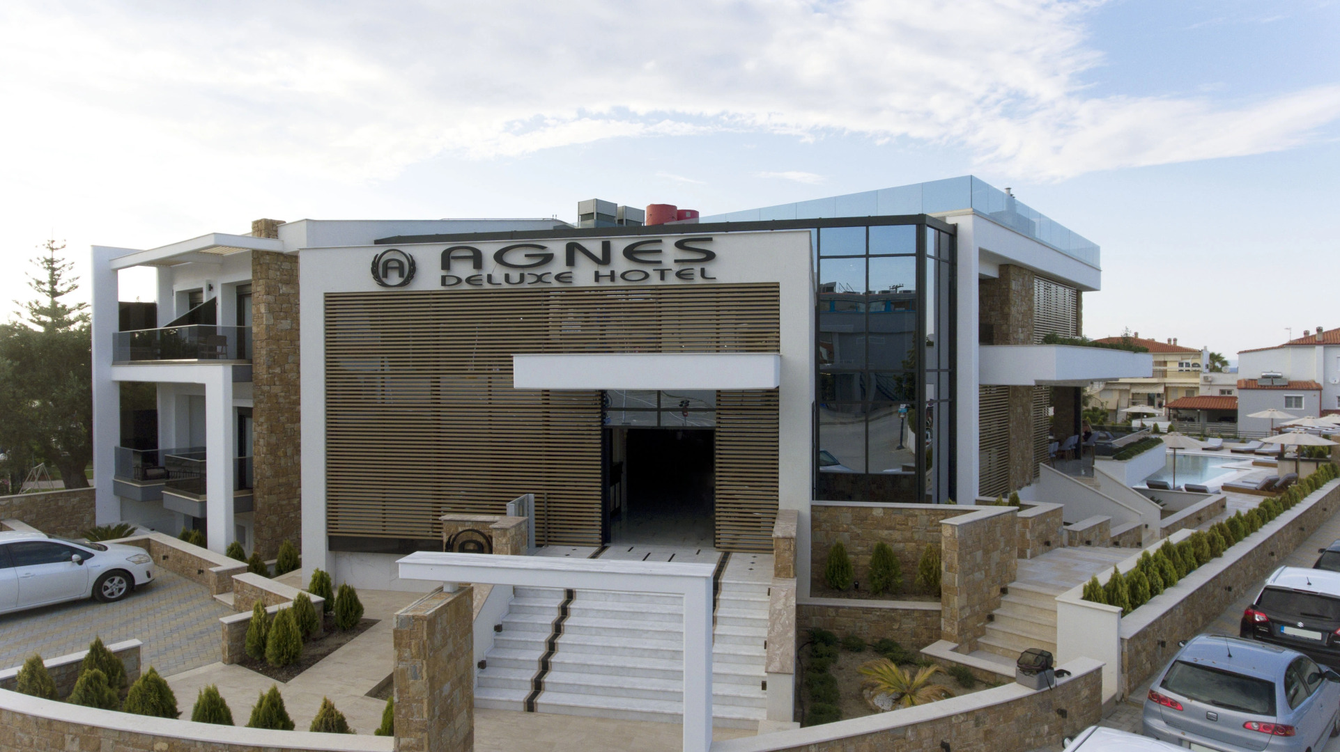 Отель Agnes Deluxe