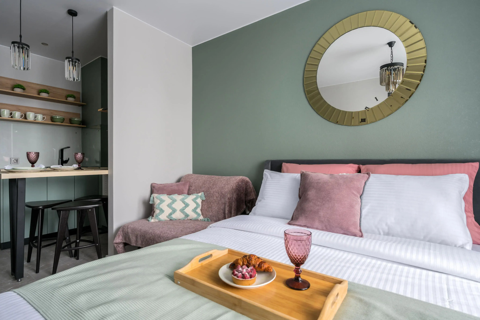 Апартаменты в Лыжном переулке рядом с Васильевским островом