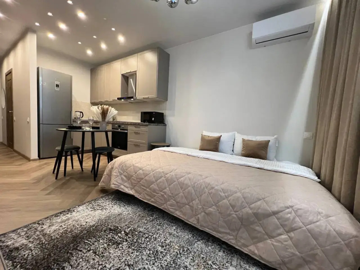 Апартаменты СИБИРЬ HOUSE новый дом около Лапландии