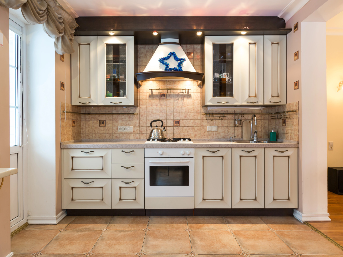 V Rassudovo Guest House	