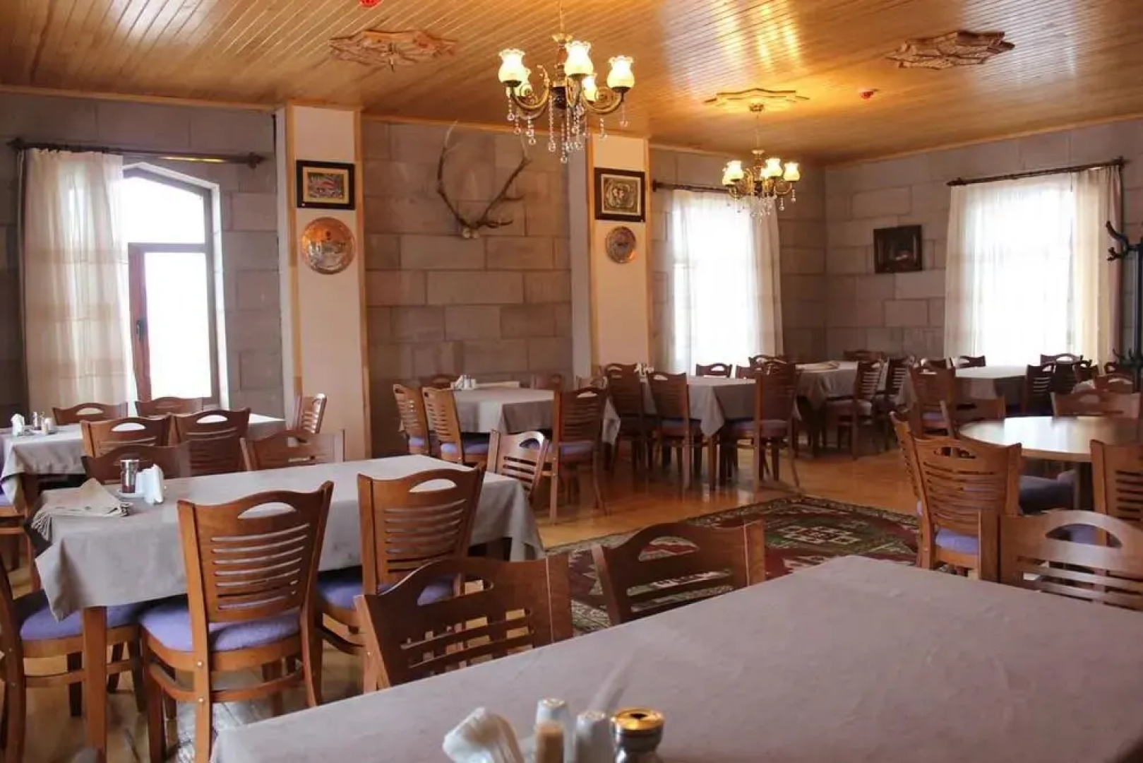 Отель Lake Cildir Lodge