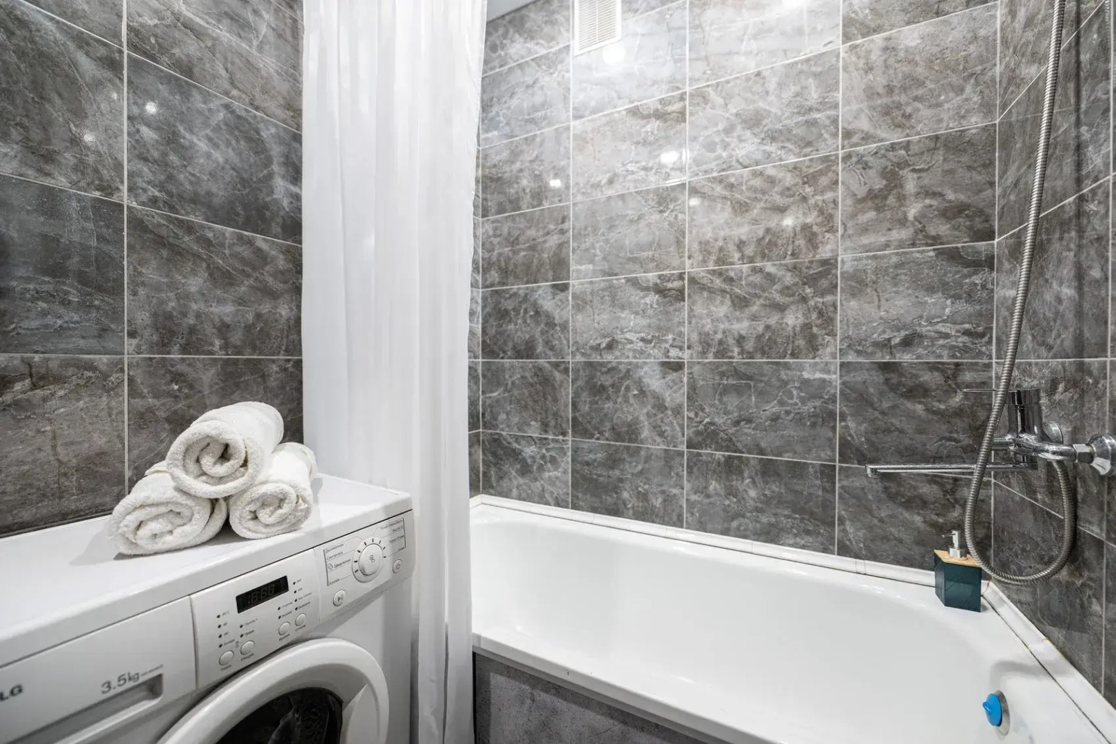 Апартаменты Пять Звёзд Сквер Алое Поле