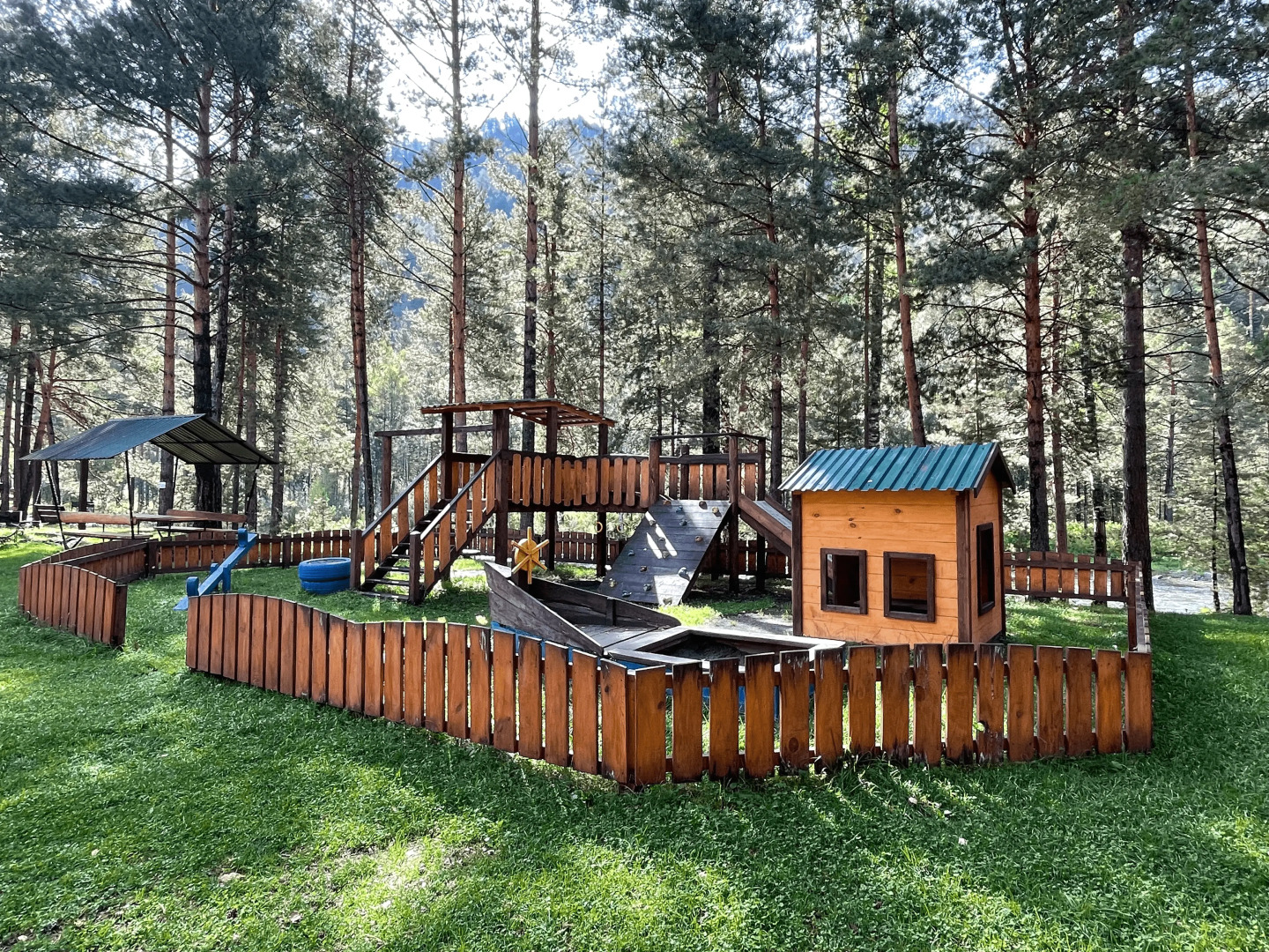 Гостевой дом Усадьба на Чемалке