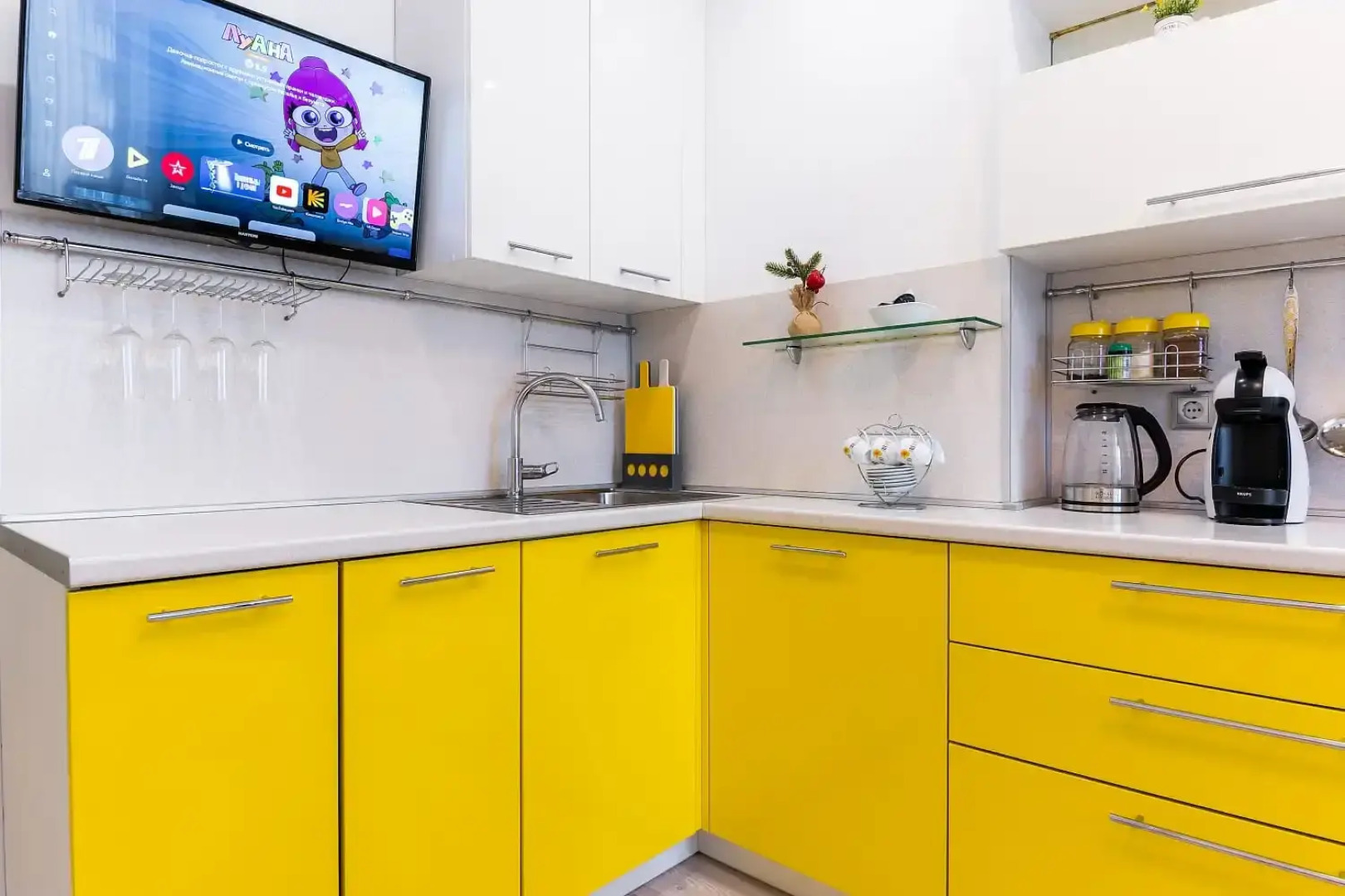 Апартаменты в Новом Доме Рядом с ЖД Вокзалом с евро ремонтом бонус кофемашина