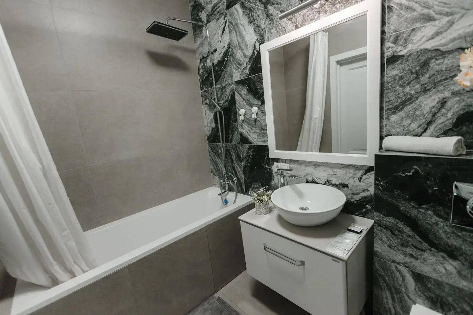 Квартира Геленджик ЖК Изумрудный 2-к 70 кв.м.