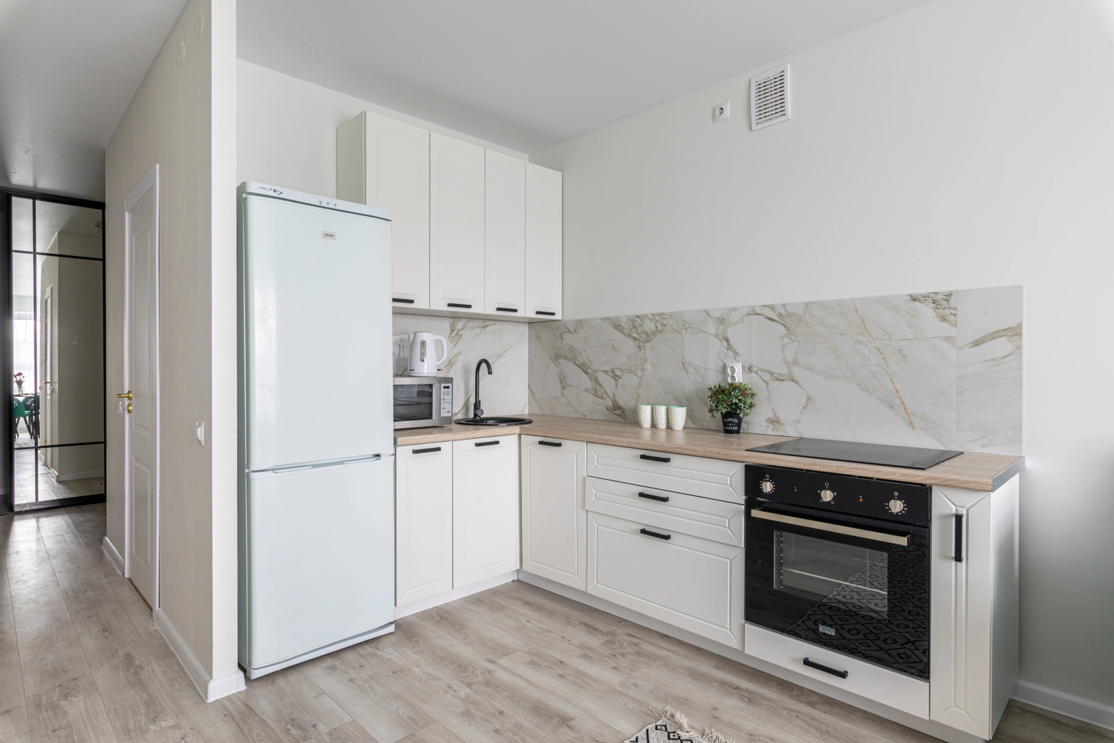 Апартаменты LS 4-х Комнатная большая Журавли