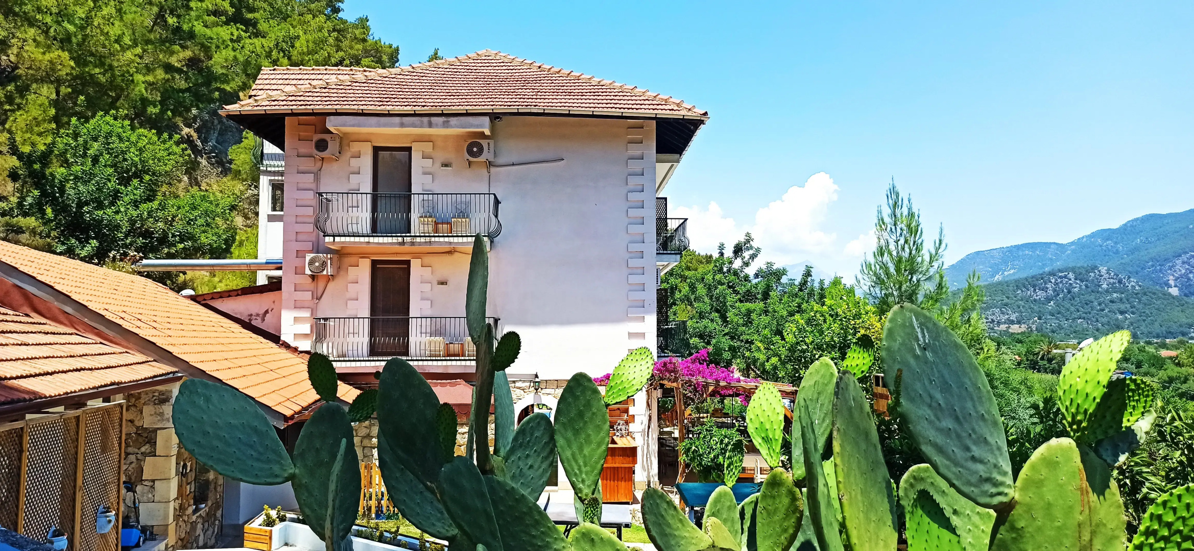 Swiss Eviniz Hotel