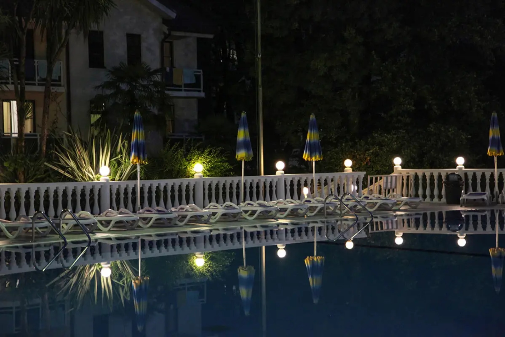 Курортный отель Ателика Сокол