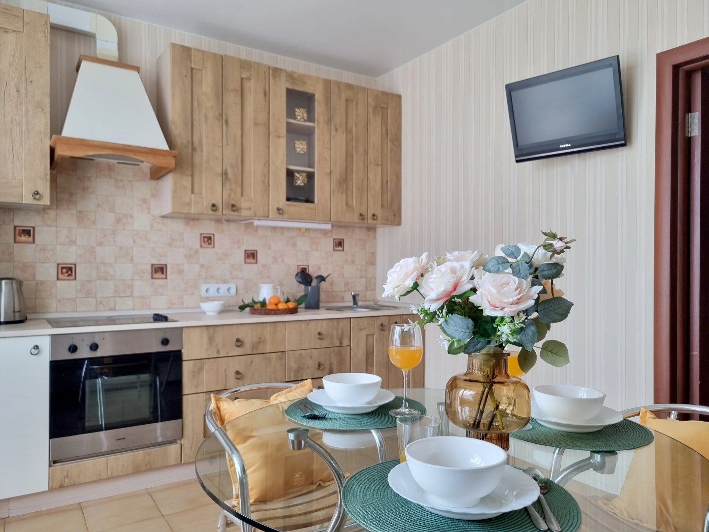 Апартаменты в Центре Города недалеко от Набережной от компании v-Gosti