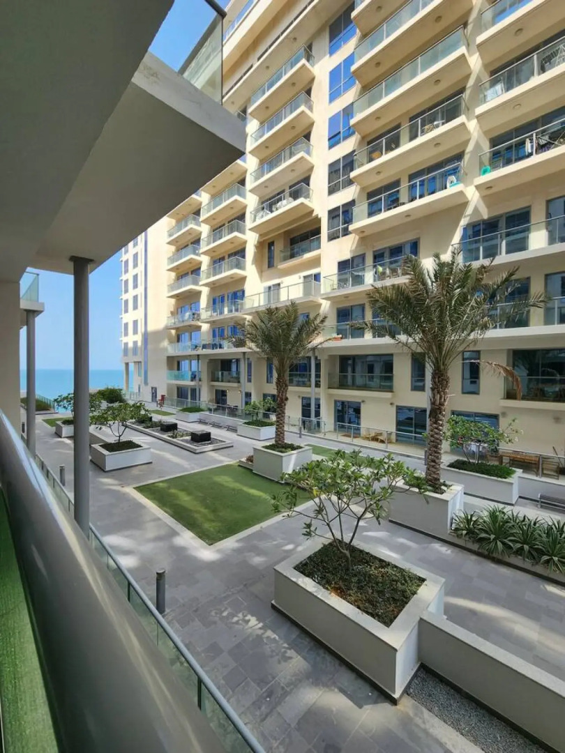 Апартаменты Glam & Family-Friendly 2-Br Duplex in Al Marjan