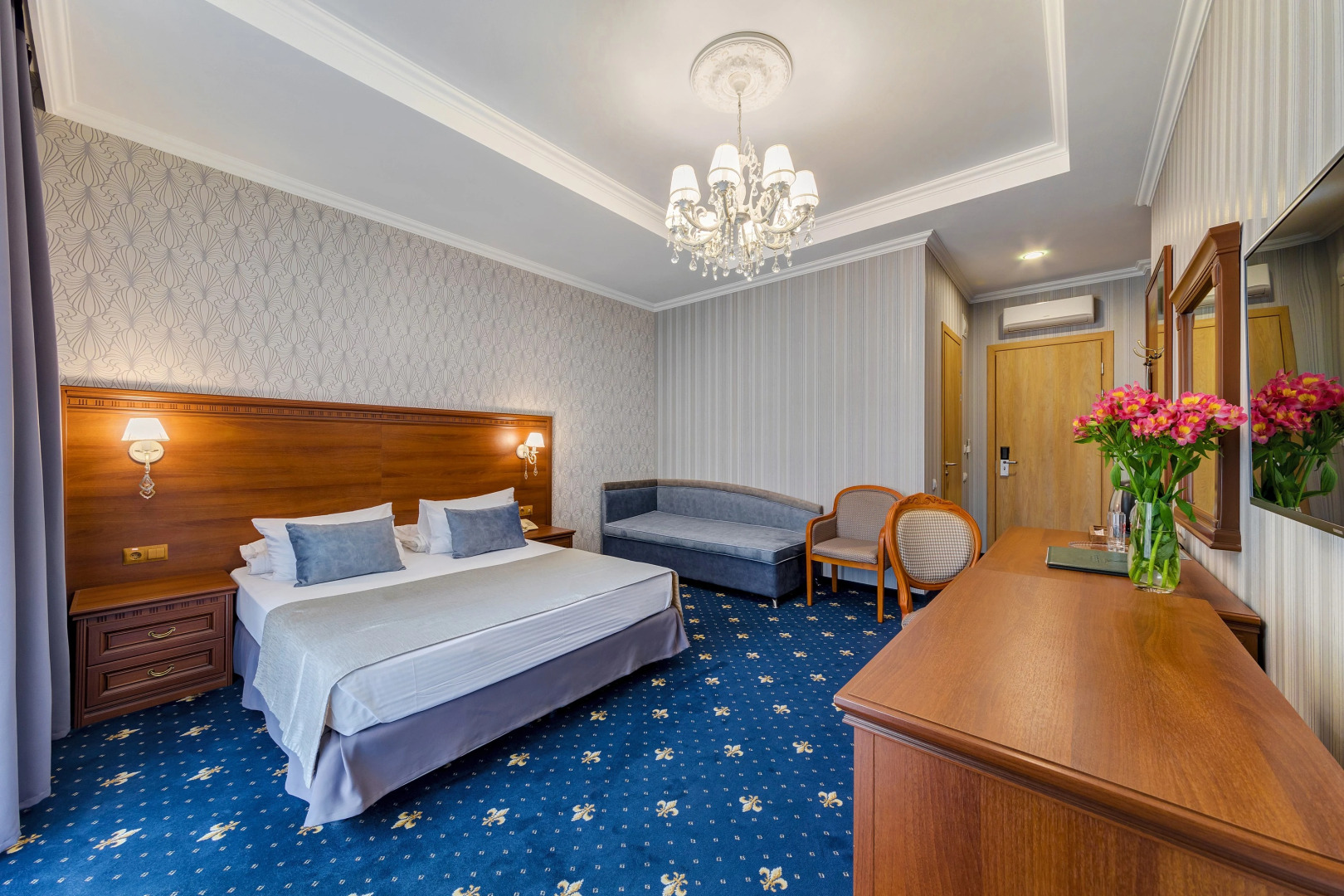 Отель Лермонт