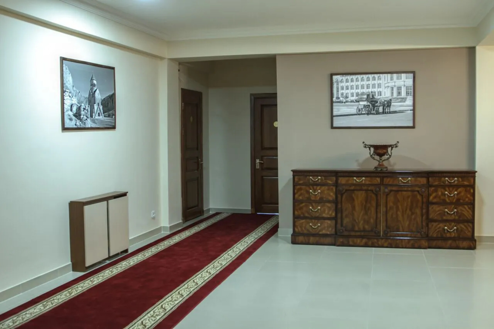 Отель Plaza Viktoria