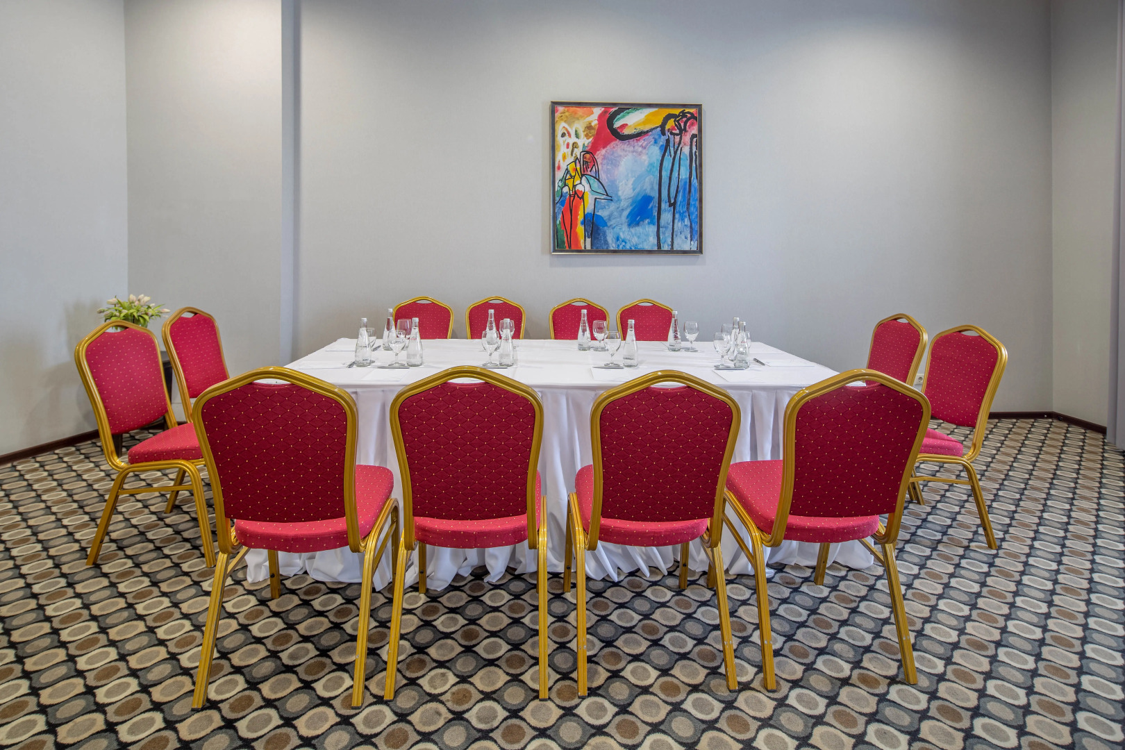 Отель Милан