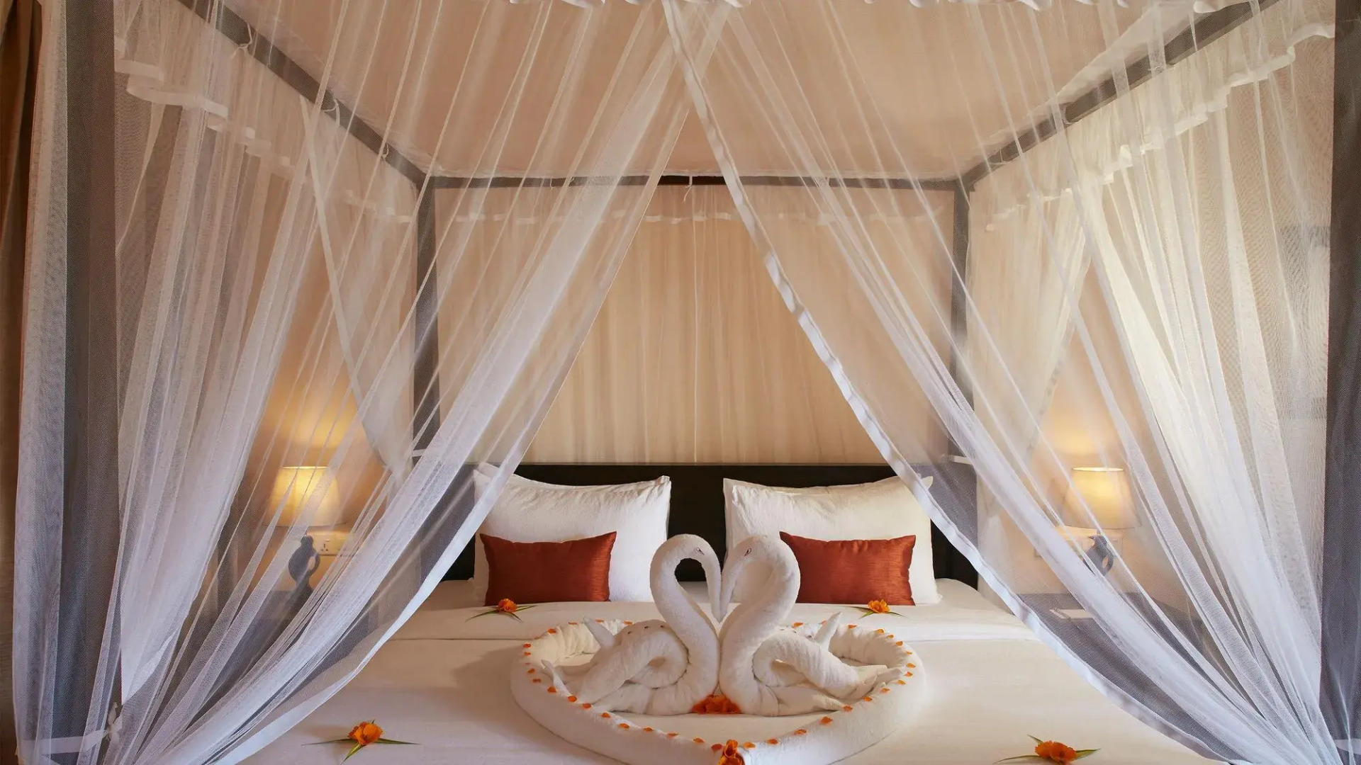 Отель Seerock The King's Domain