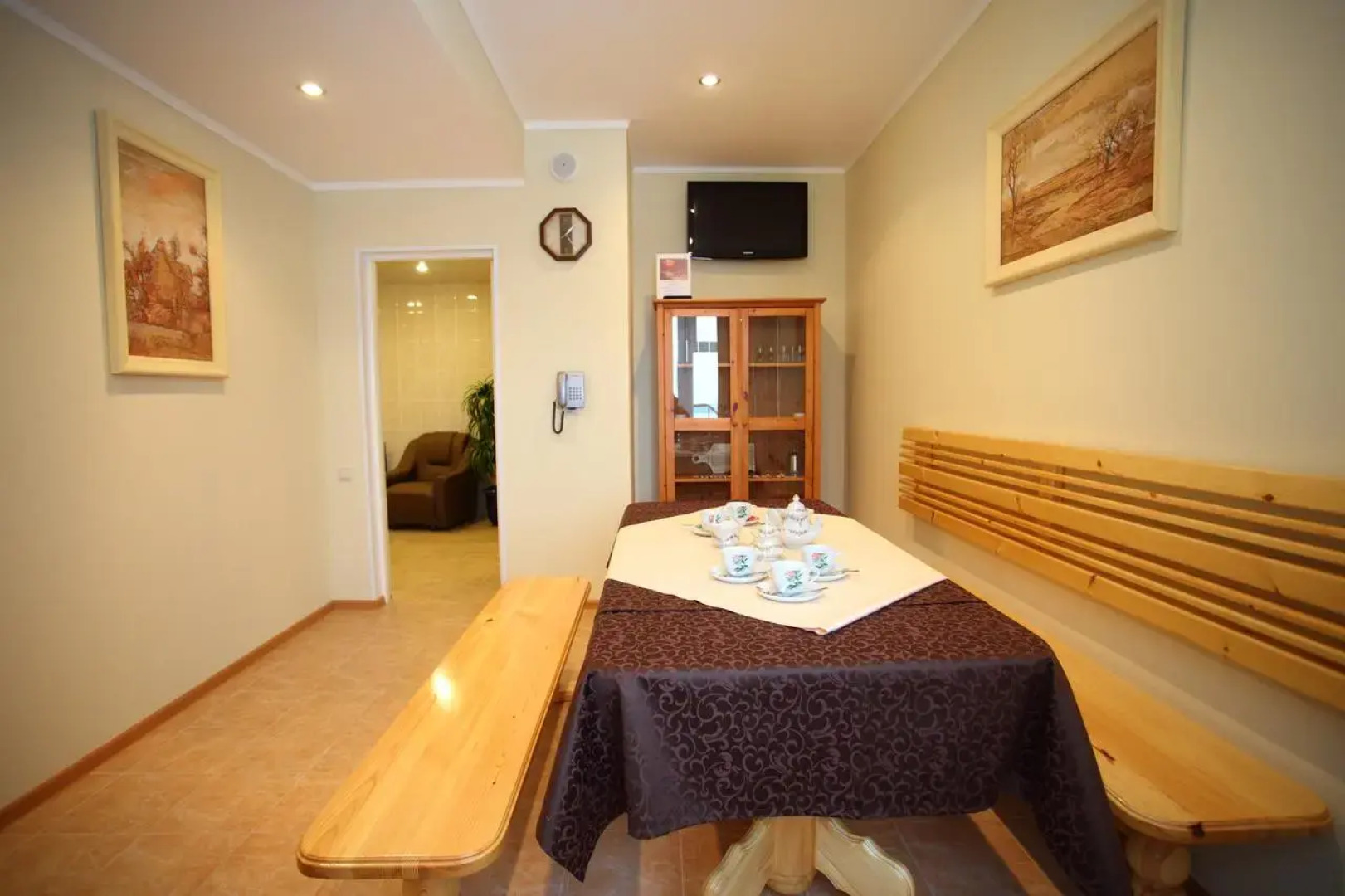 Отель Россия