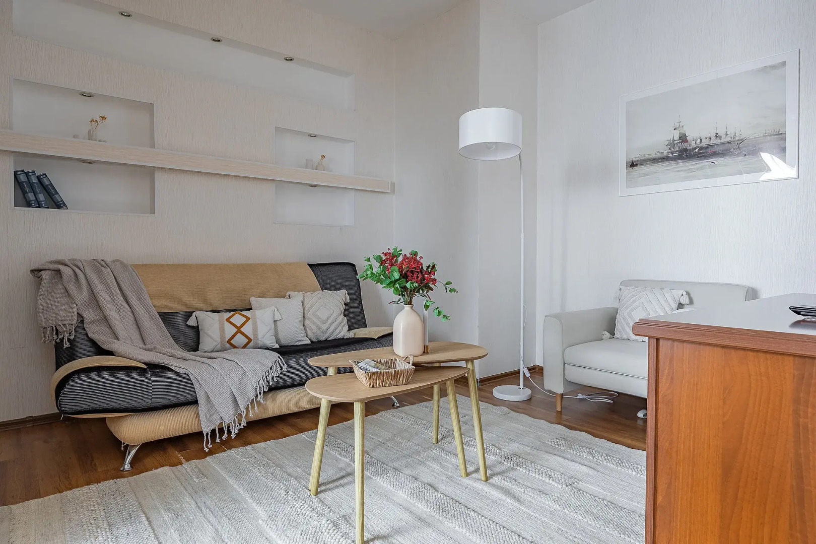 Апартаменты в центре на улице Студеная 68а Сова-Дом