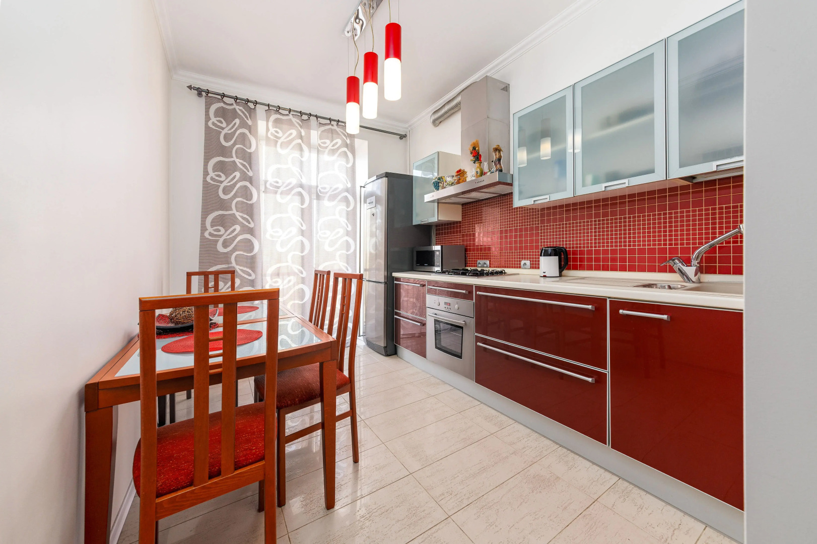 Апартаменты трехкомнатные Ladgorna на Независимости 13