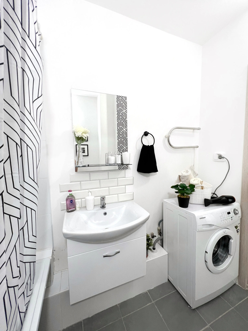 Квартира Comfort с самостоятельным заселением от Welcome V Ekb