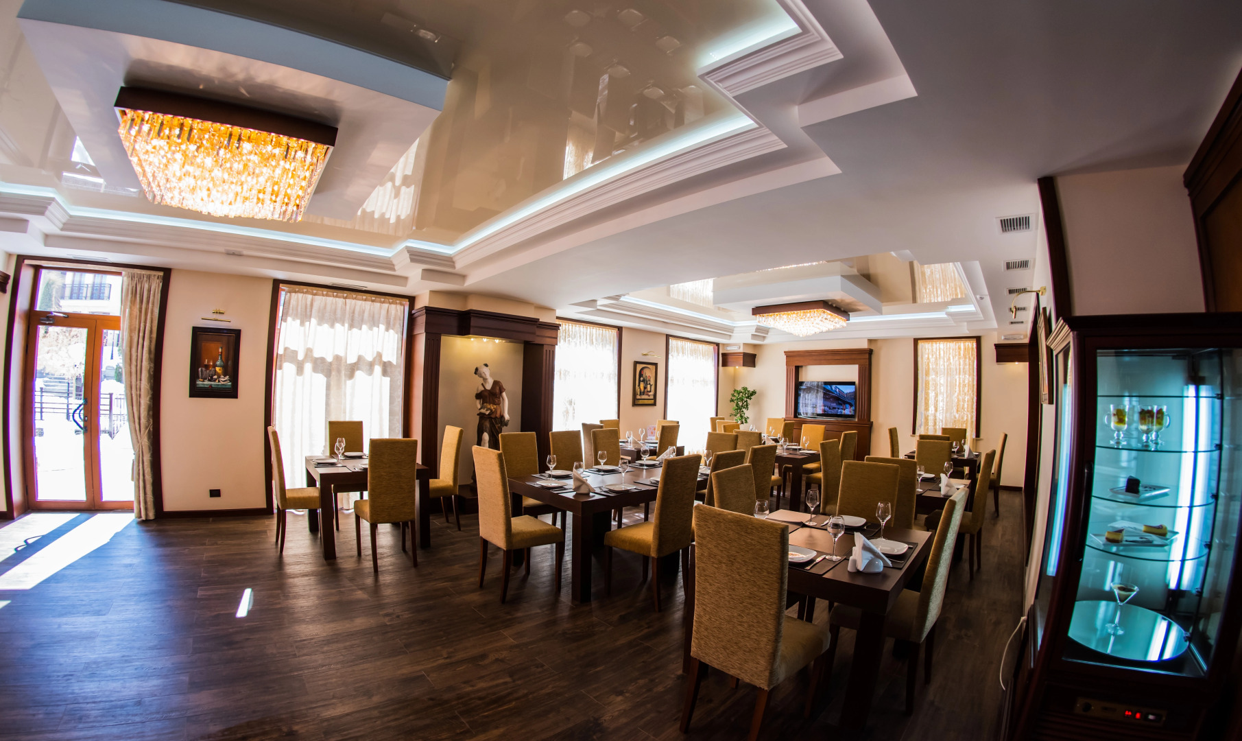 Курортный отель Elegant