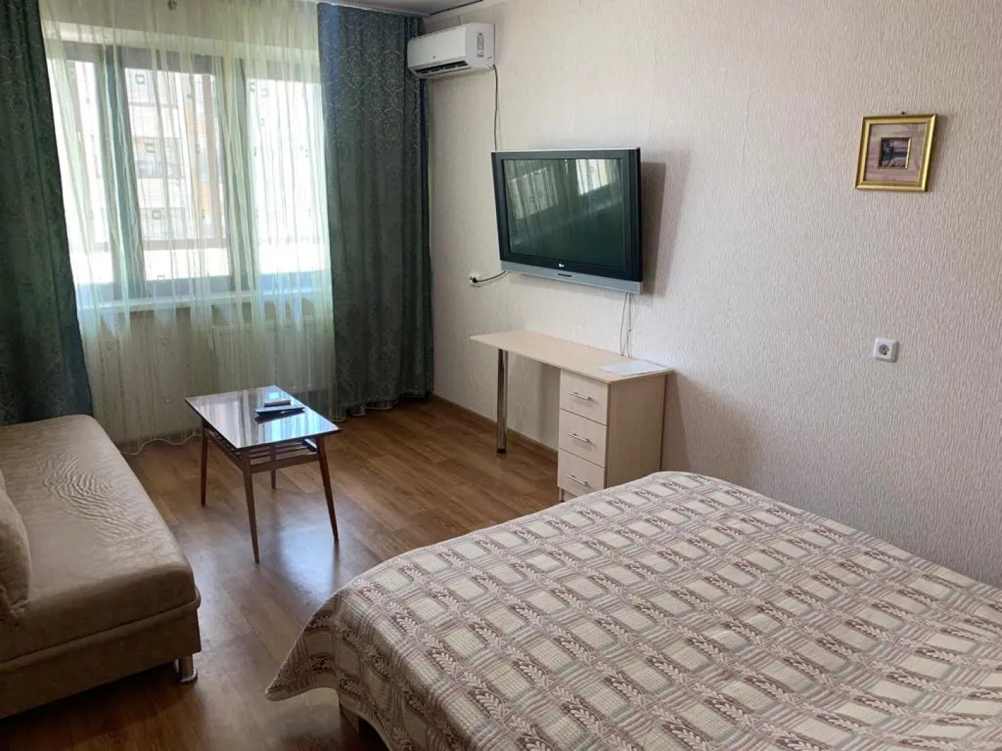 Апартаменты Марат