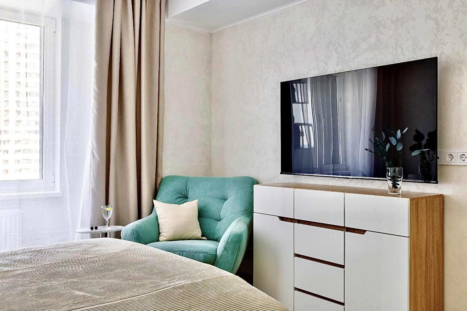 Апартаменты на Уральской 75/6