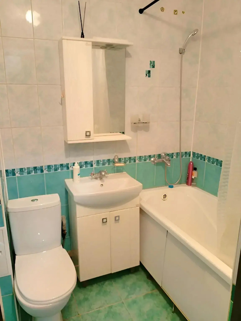 Квартира рядом с аэропортом и ЖД вокзалом