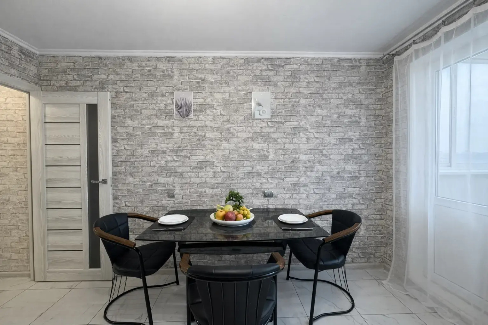 Апартаменты Платона кляты 27 ЖК Суворовский