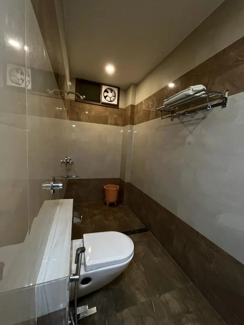 Отель Shri Sai Hotel