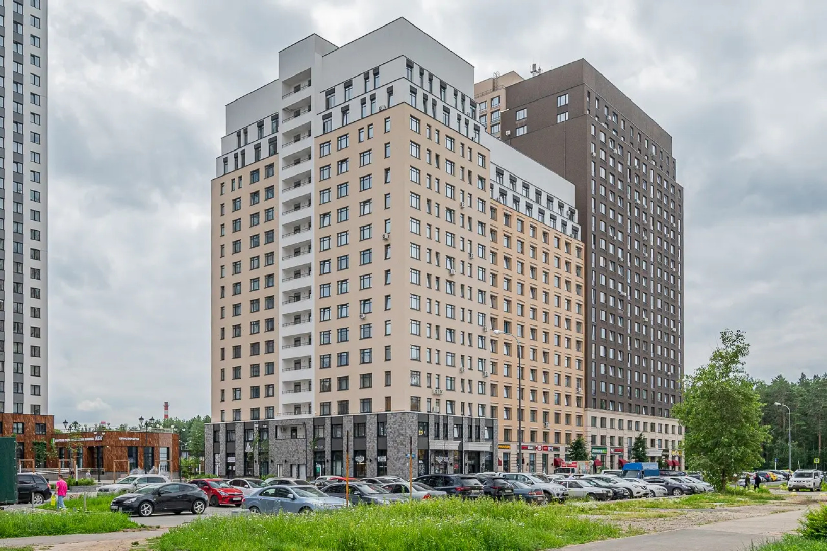 Апартаменты на Краснолесья 10/3