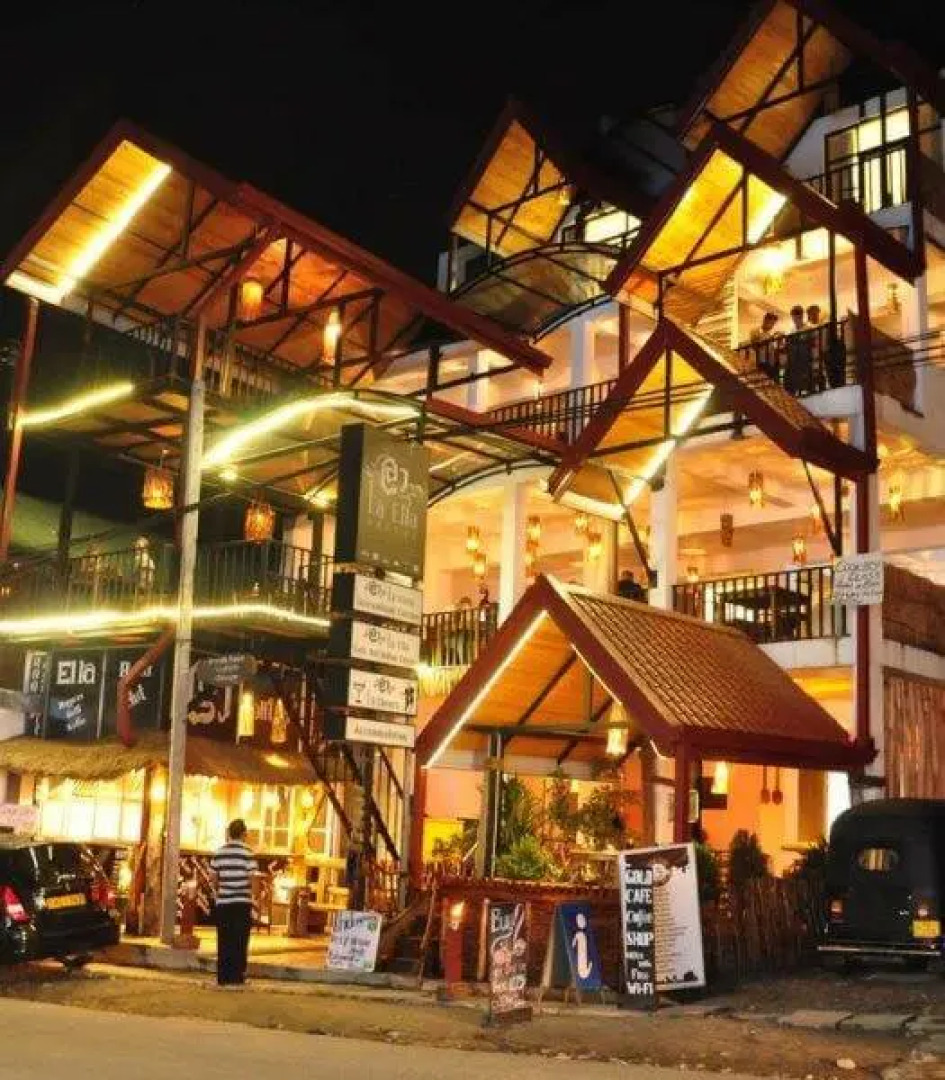 Отель Oak Ray La Ella Breeze