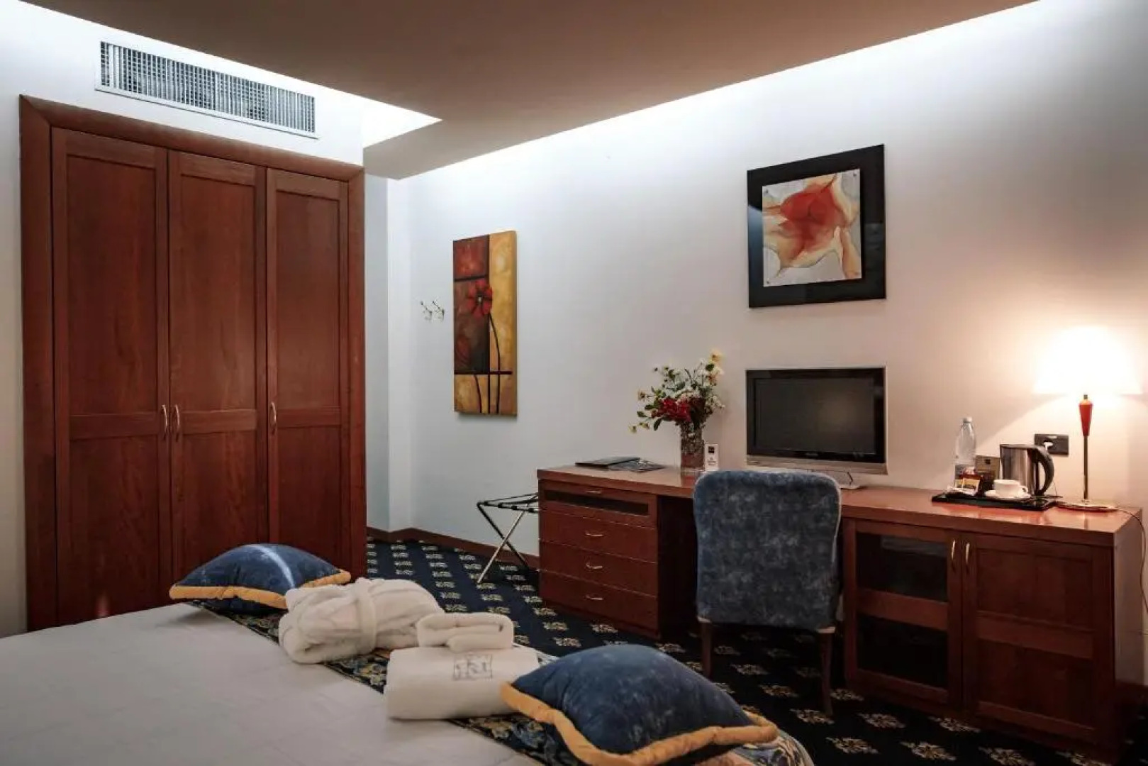 Отель River Palace