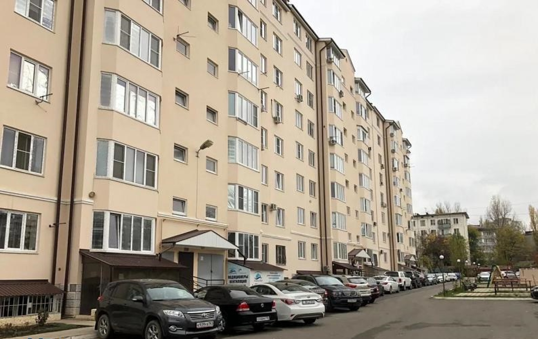 Апартаменты 2-ком квартира возле ТРЦ Вершина Plaza by Sutki26