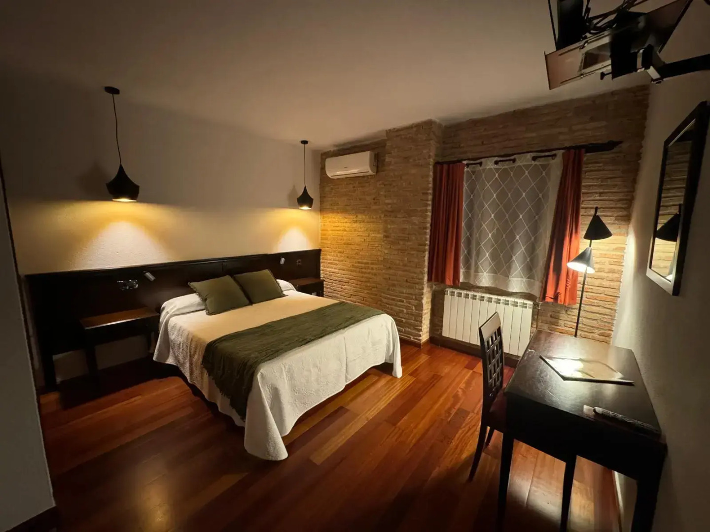 Hospedium Hotel La Fuente