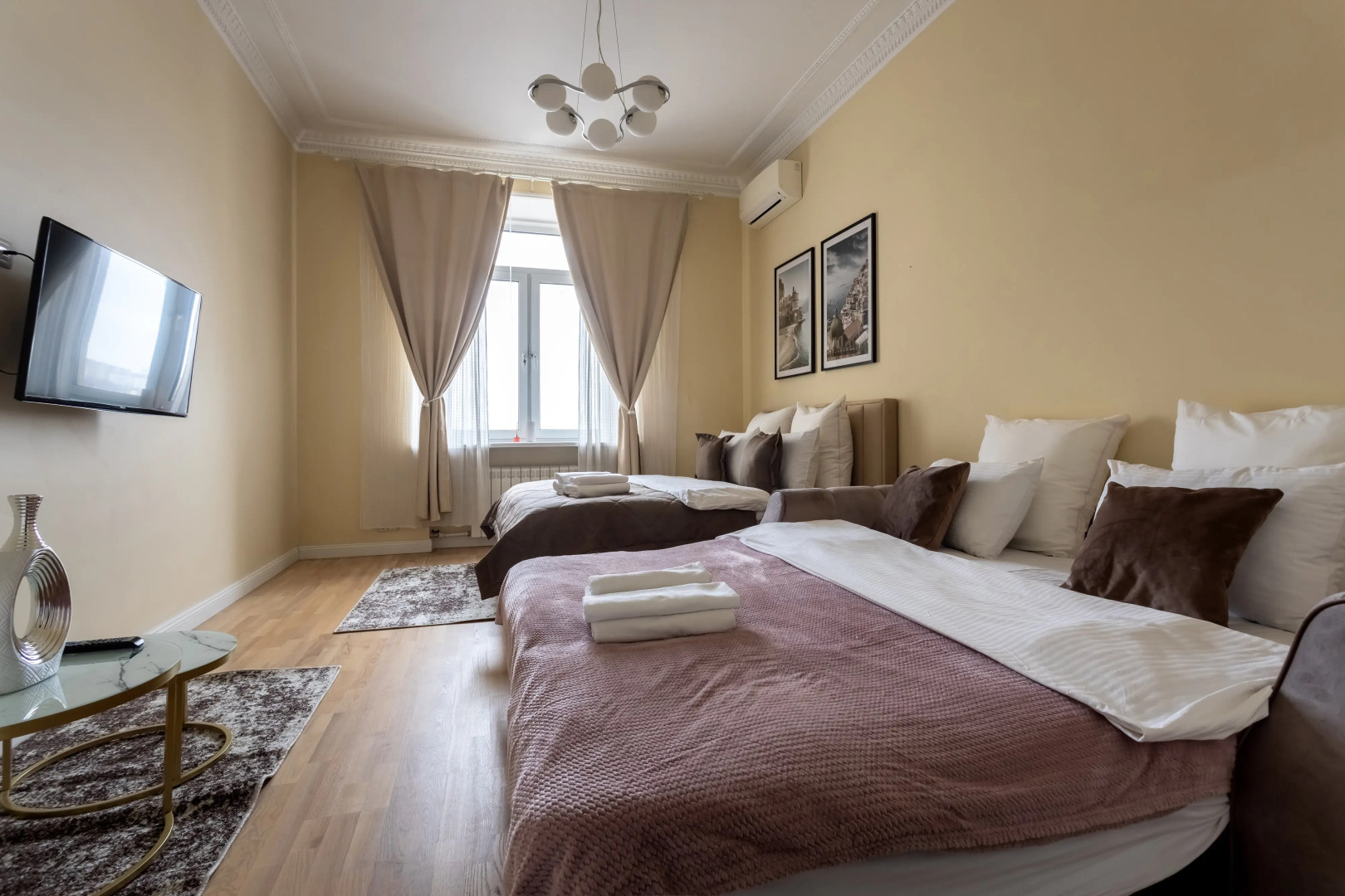 Апартаменты Улучшенные апартаменты с видом на город