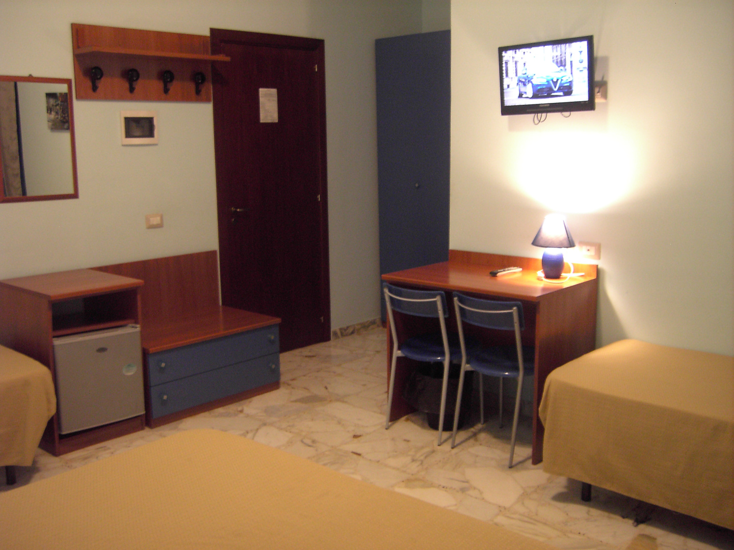 Мини-Отель Etna Inn