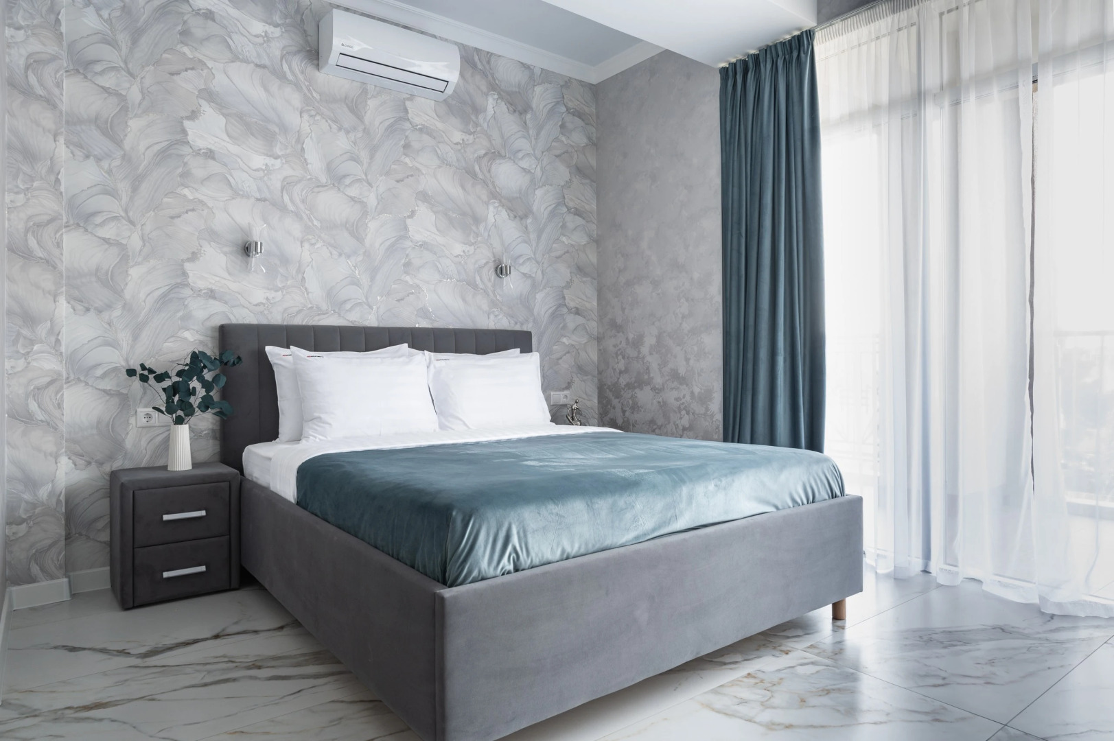 Апартаменты Red Apartments Светлана Парк Кортни