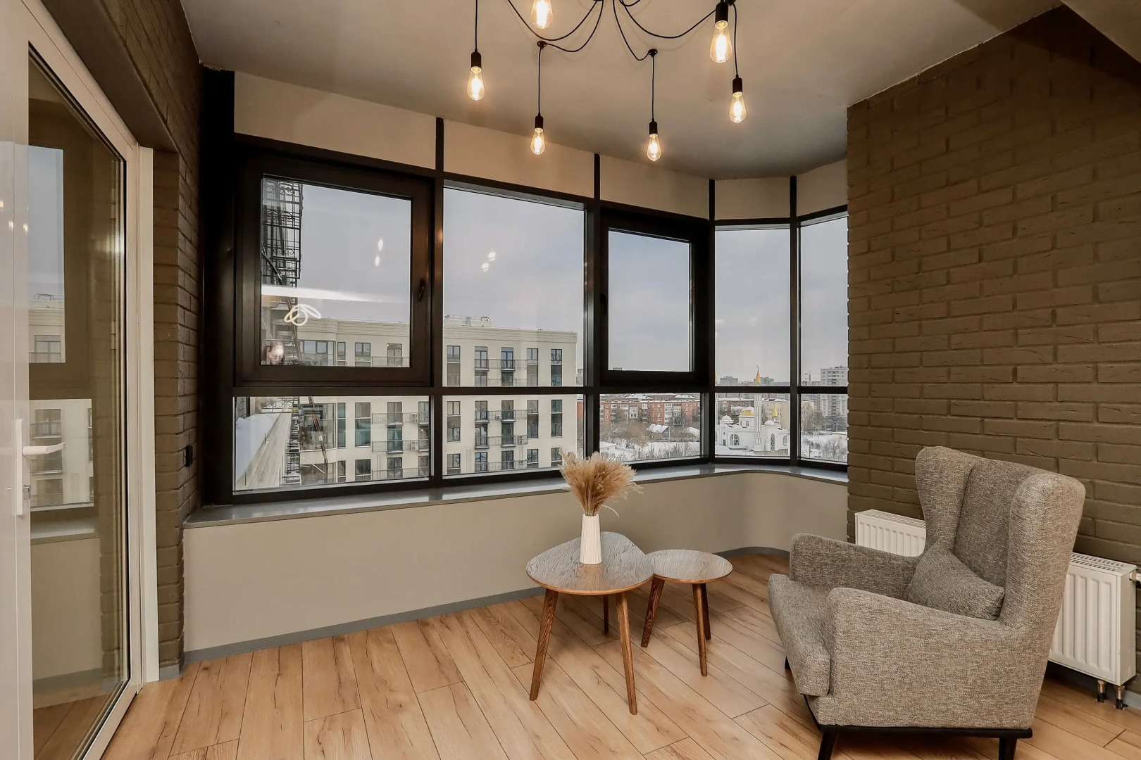 Апартаменты Privi House на Красной 140