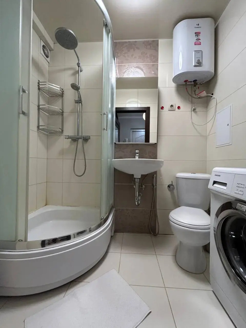 Апартаменты Квартира около Комаровского рынка