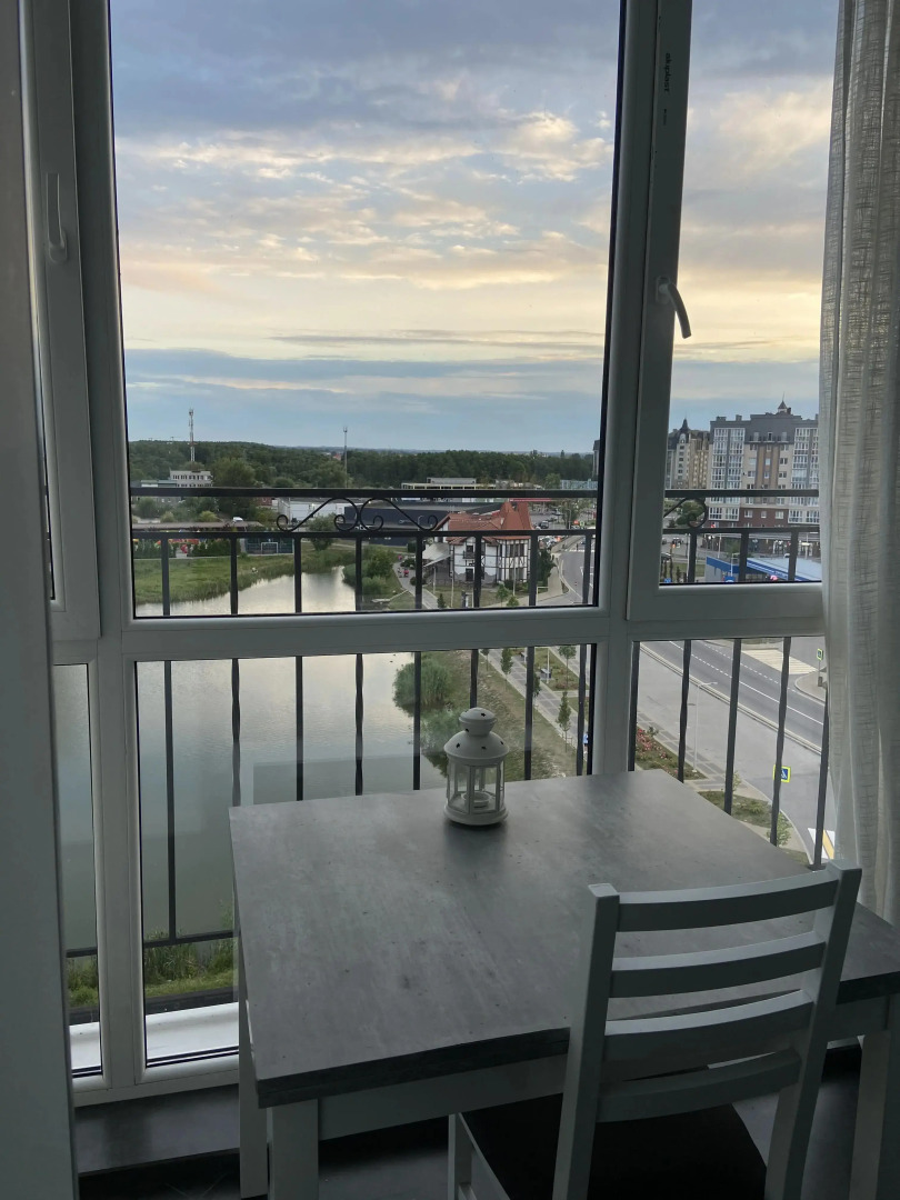 Апартаменты с видом на пруд