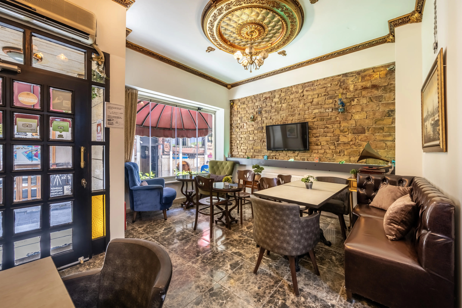 Отель Taksim Trust