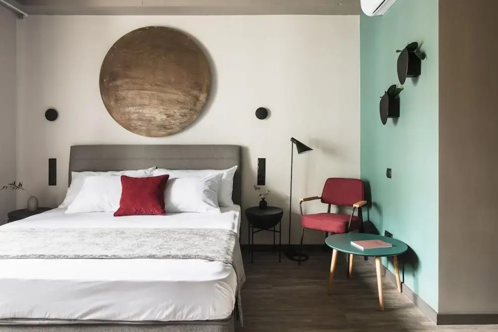 Отель The Faces Historical center