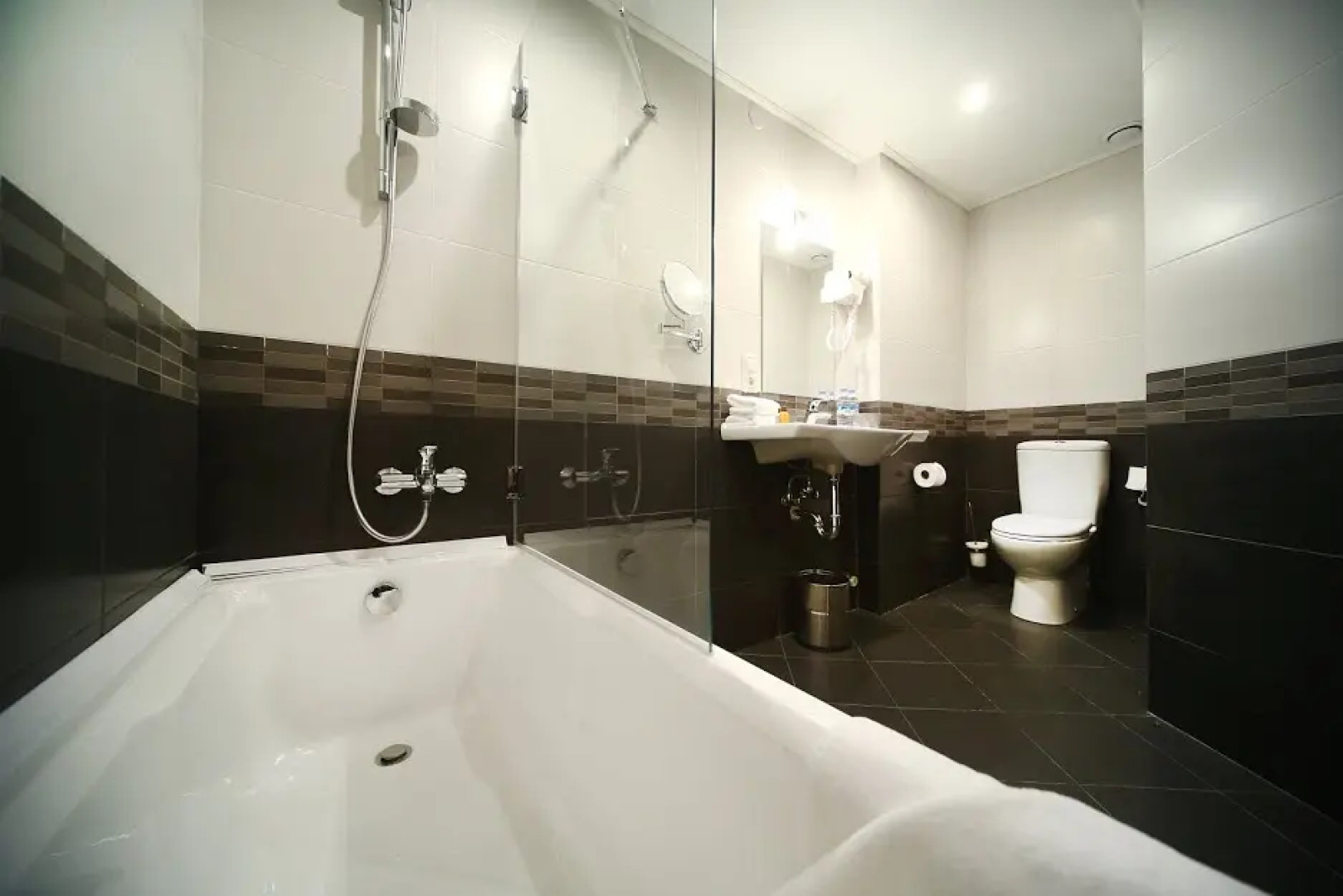 Отель Tskaltubo Plaza