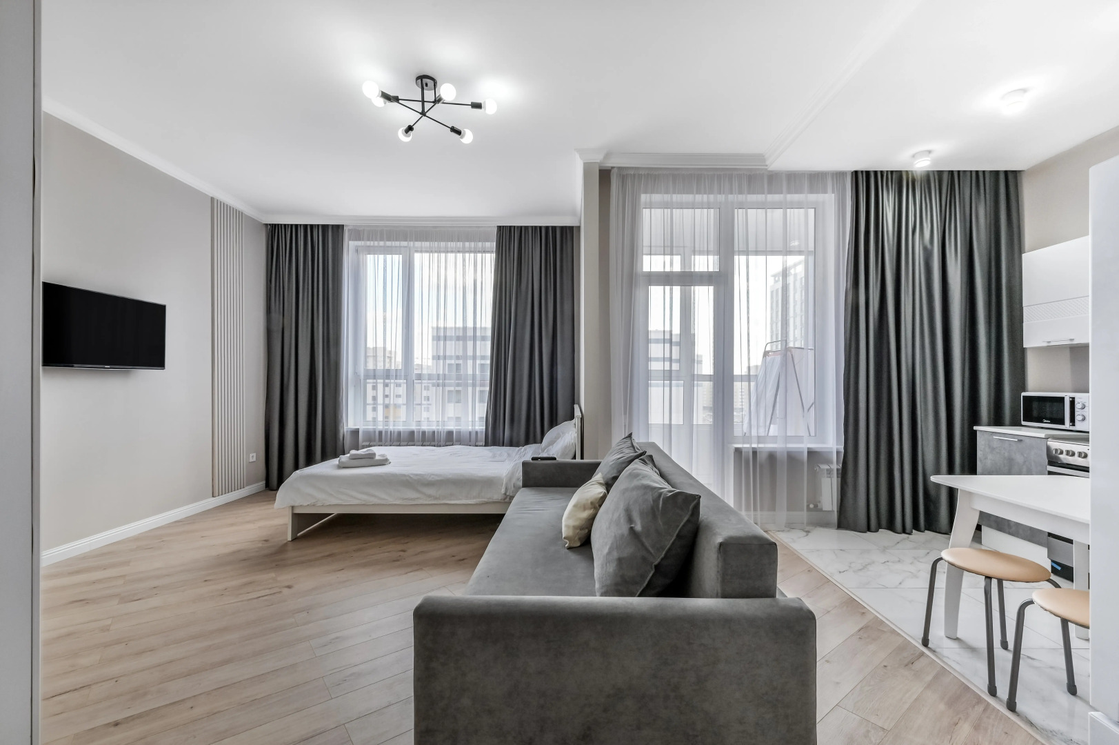 Апартаменты однокомнатные возле Хан-Шатыра