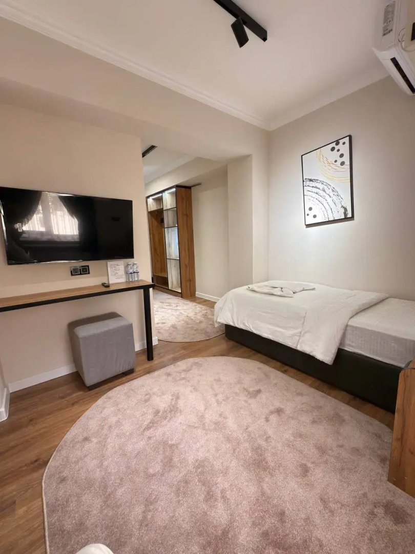 Отель Status Inn