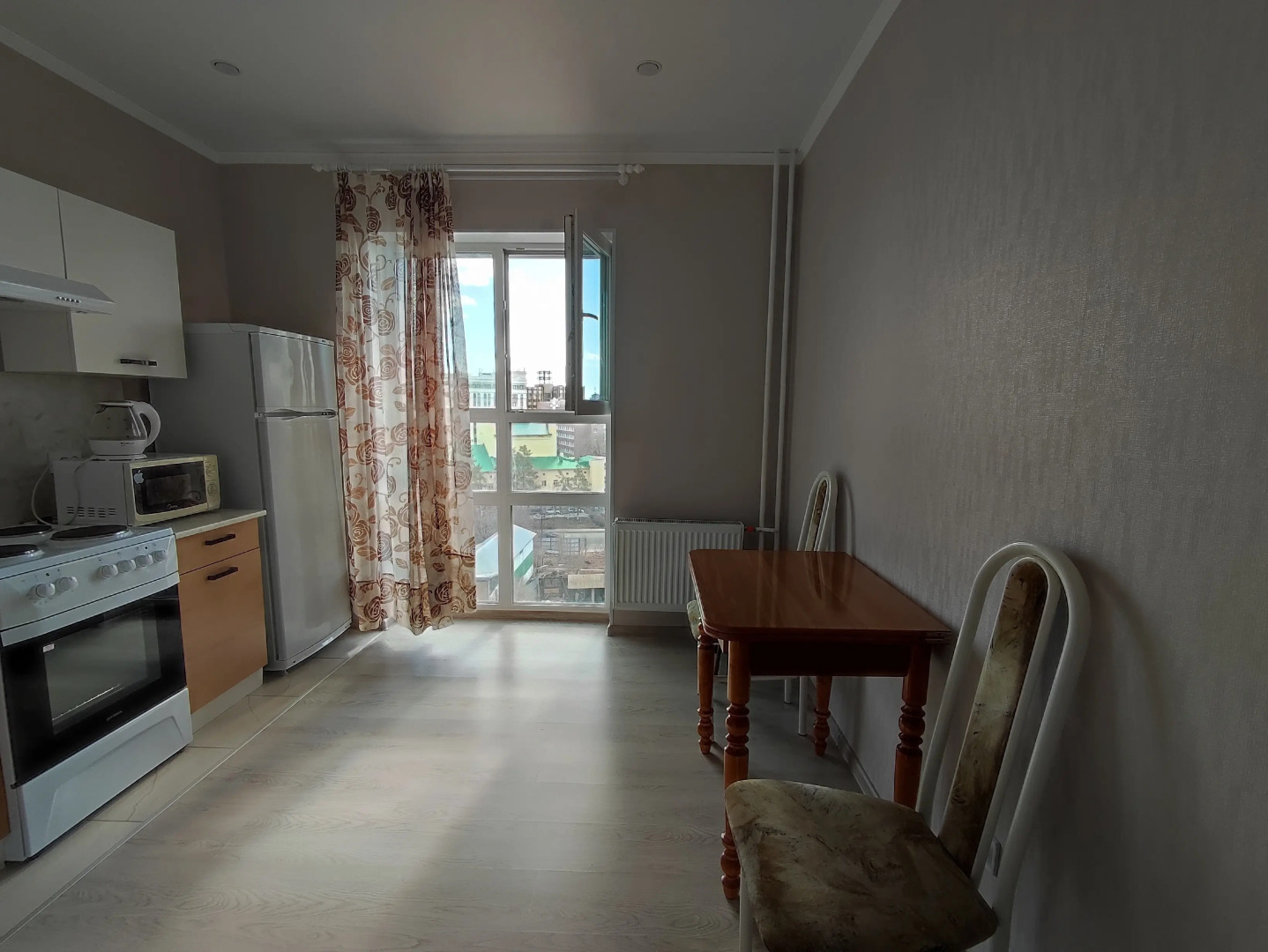 Квартира на Терешковой 23, подъезд 3